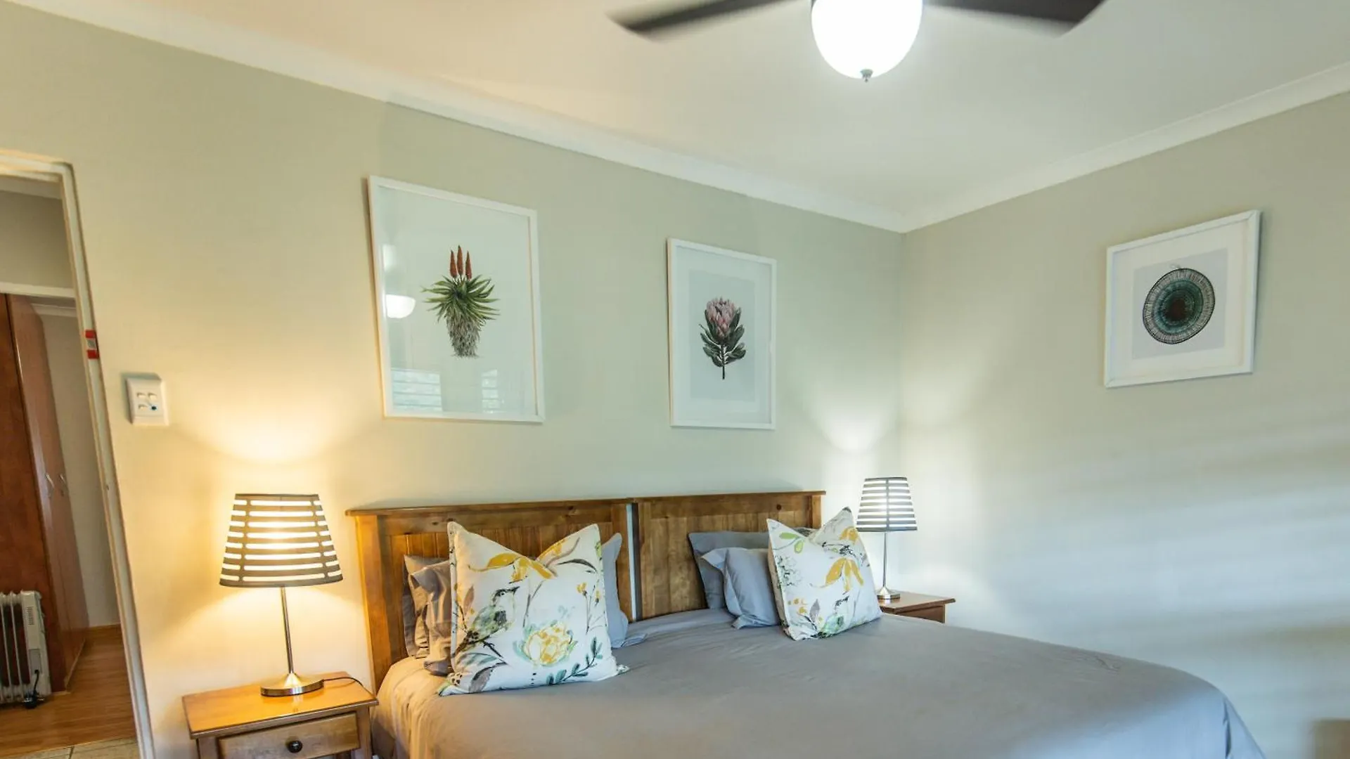 Thunzi Bush Lodge Beachview