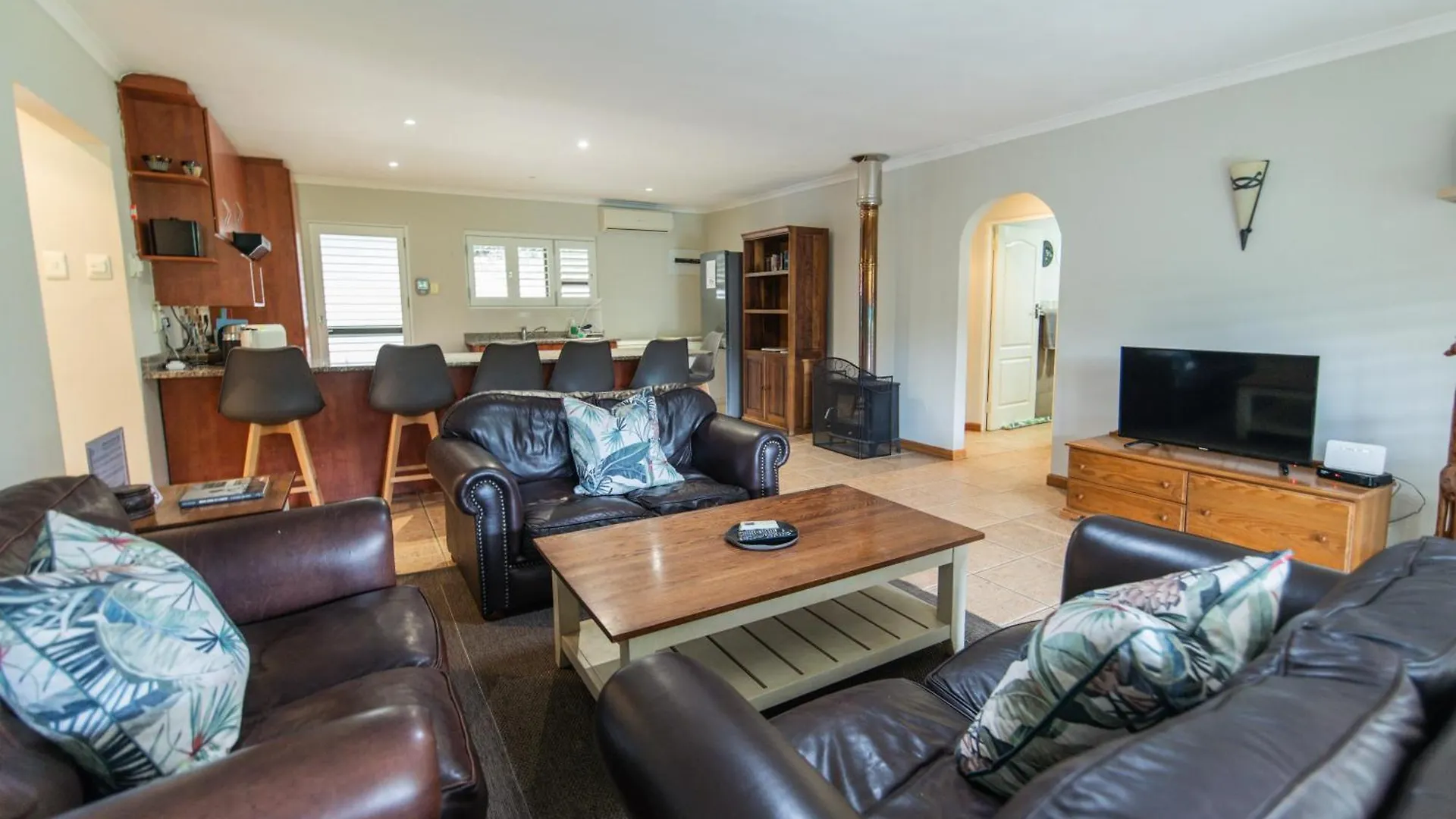 Thunzi Bush Lodge Beachview